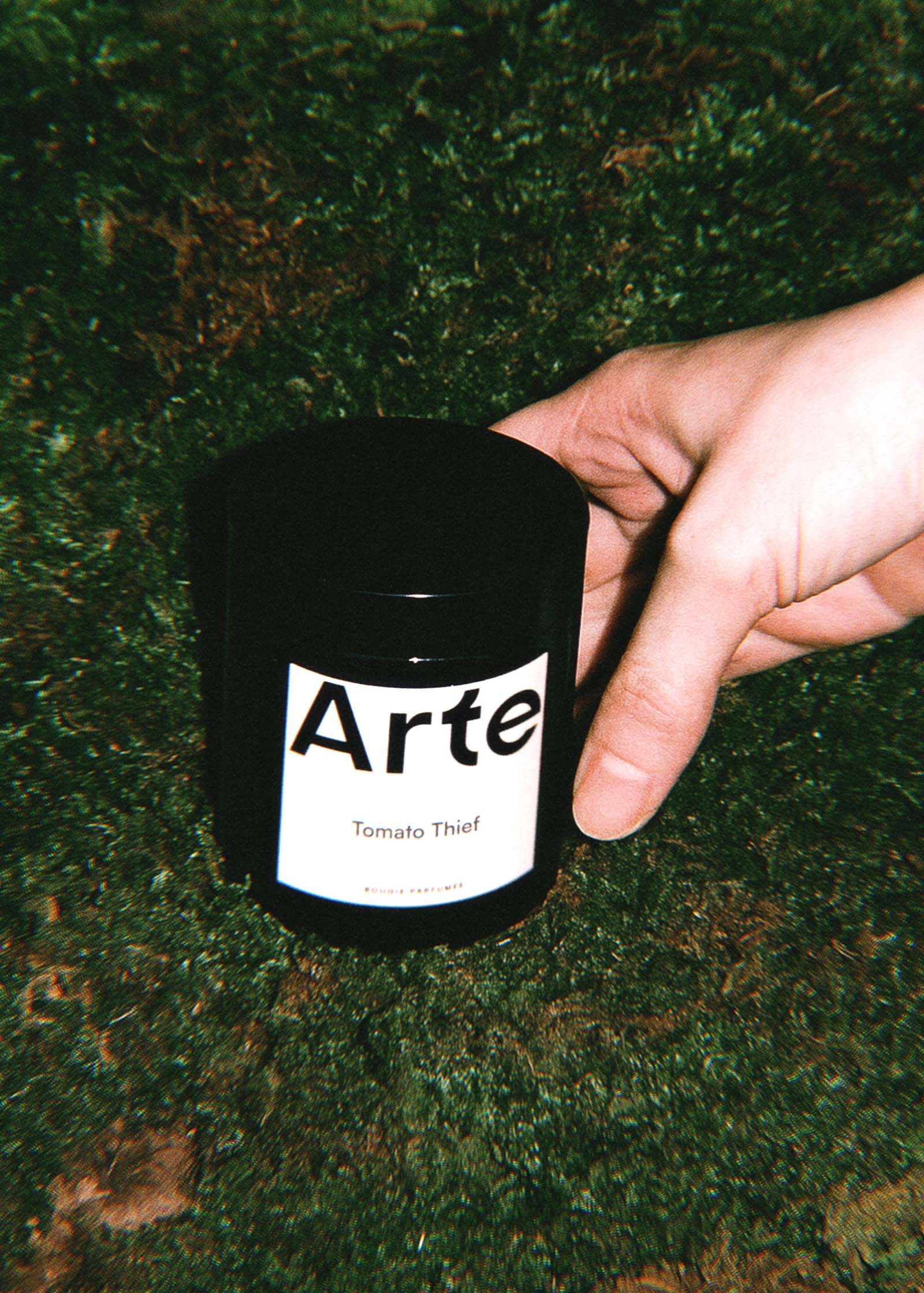 TOMATO THIEF Scented Candle